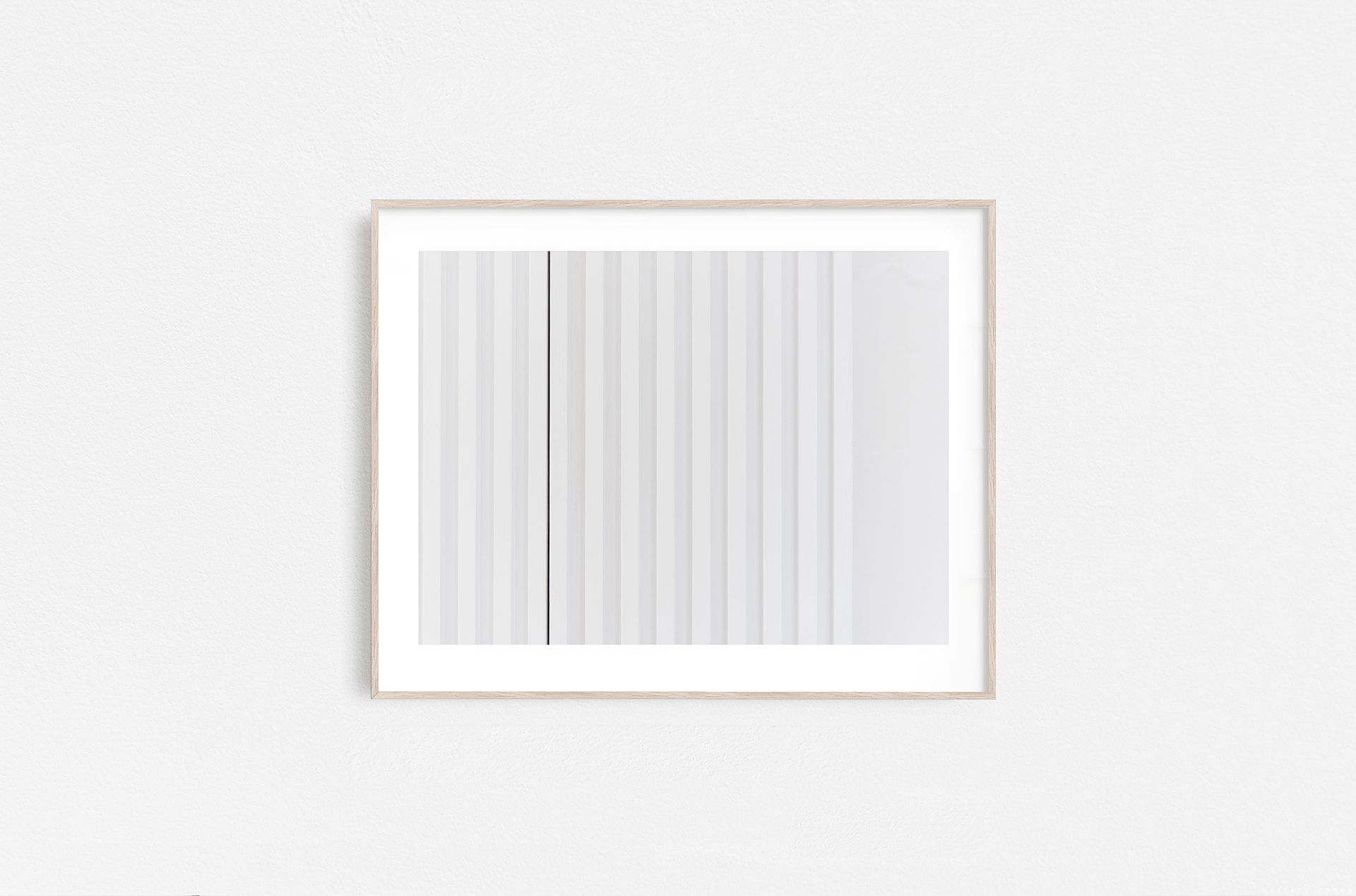 WHITE STRIPE - Image 2